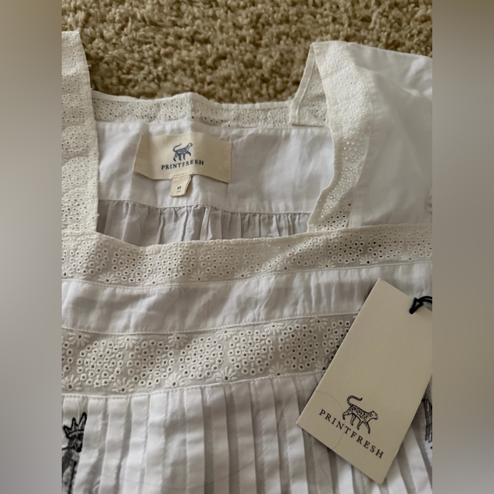 PRINTFRESH
Daughters Of Triton Skeleton NWT - Picture 4 of 4